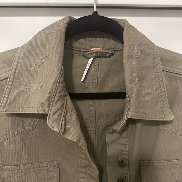 Free People Distressed Olive Jacket Size Small EUC - Picture 2 of 5